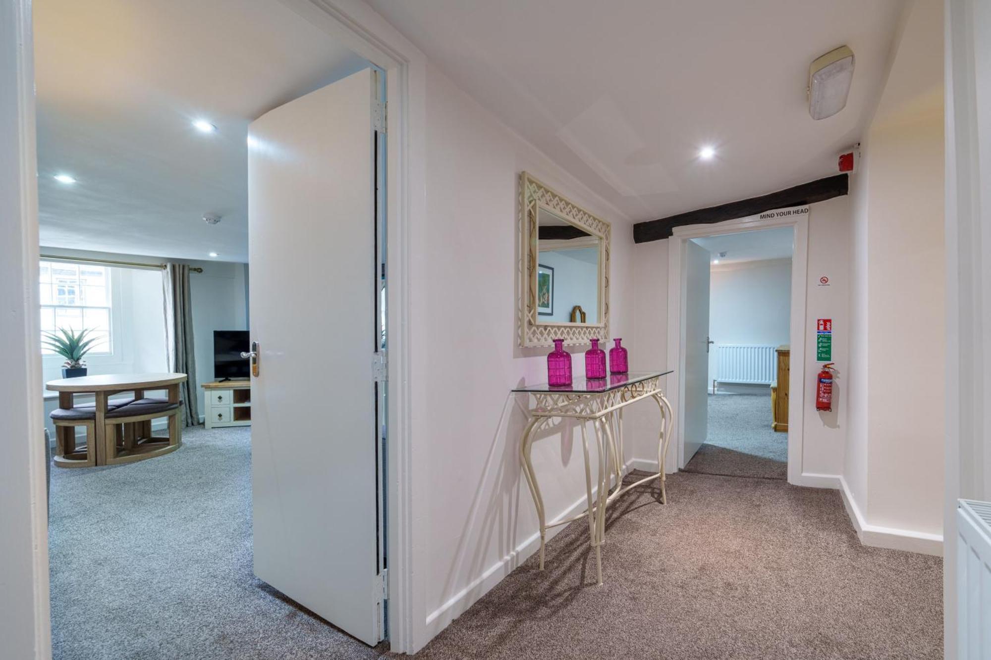 Library View Apartment Kendal Ngoại thất bức ảnh