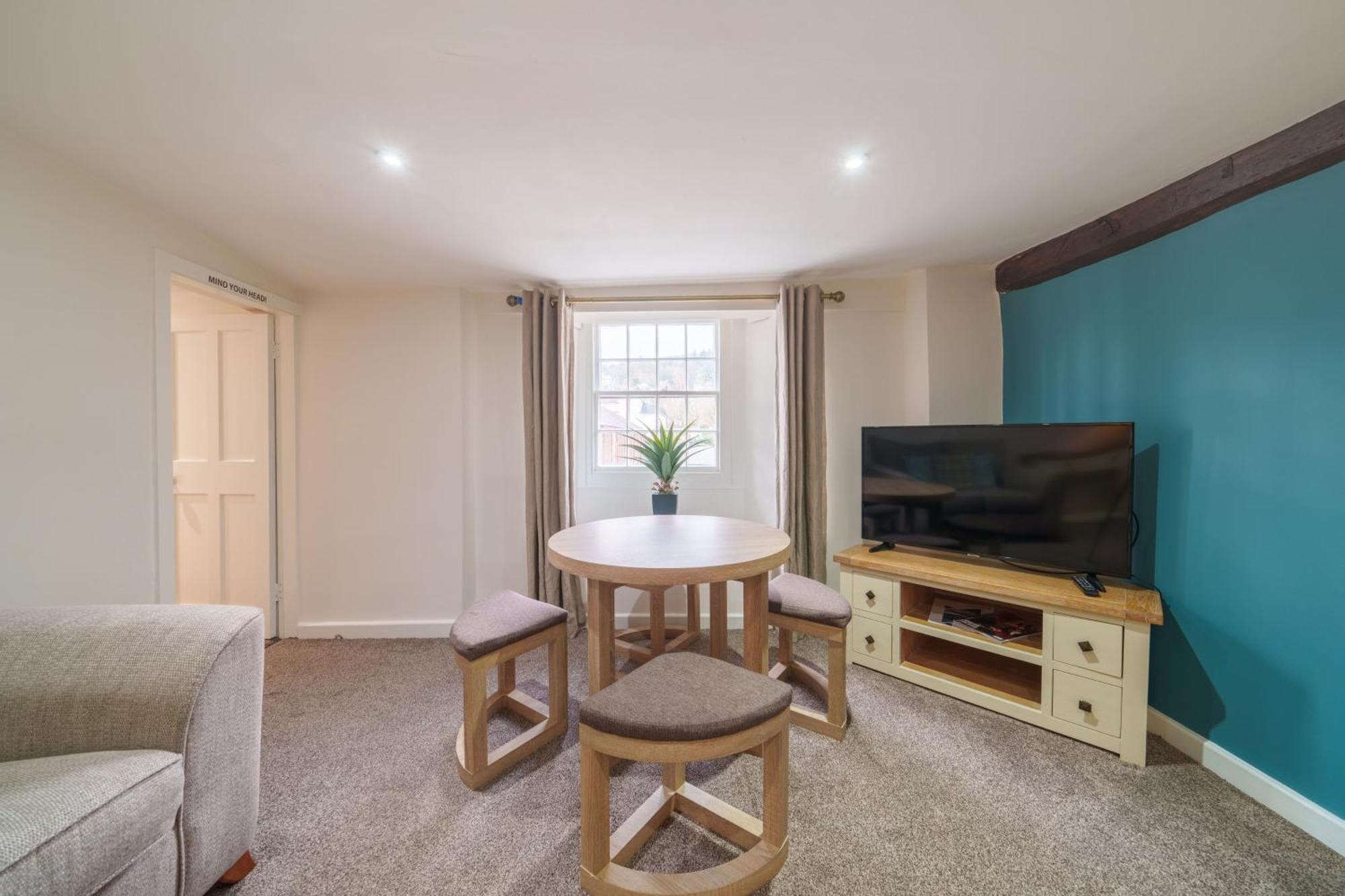 Library View Apartment Kendal Ngoại thất bức ảnh